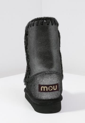 Зимние ботинки