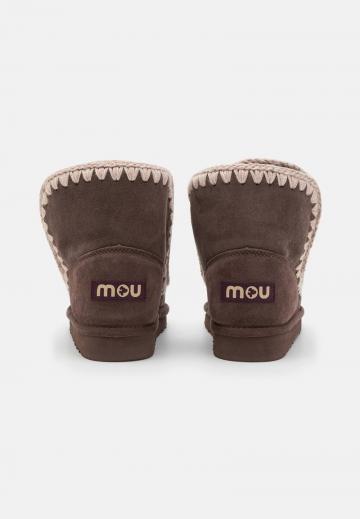 Зимние ботинки