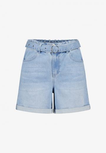 Джинсовые шорты