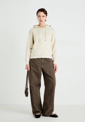 Пуловер с капюшоном