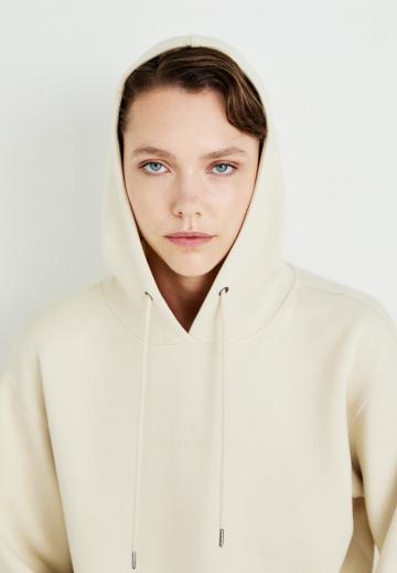 Пуловер с капюшоном