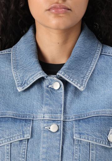 Джинсовая жилетка