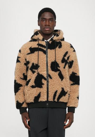 Куртка бомбер