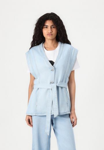 Длинный жилет