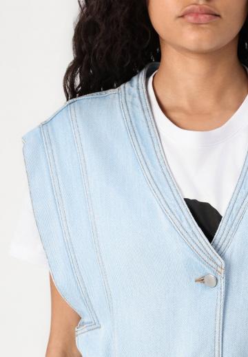 Длинный жилет