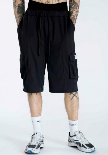 Брюки с накладными карманами