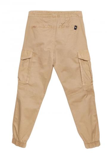 Брюки с накладными карманами