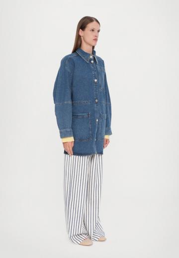 Джинсовая куртка