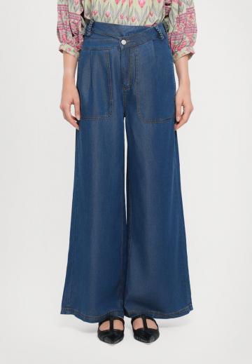 Джинсы бойфренда