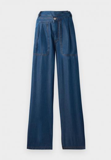 Джинсы бойфренда