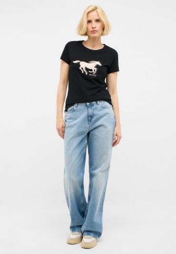 Клешеные джинсы