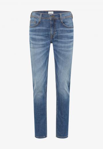 Узкие джинсы