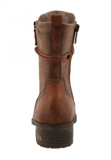 Ботинки на шнуровке