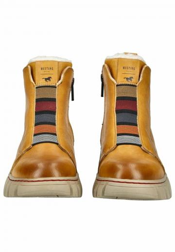 Зимние ботинки