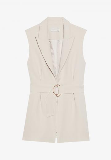 Длинный жилет