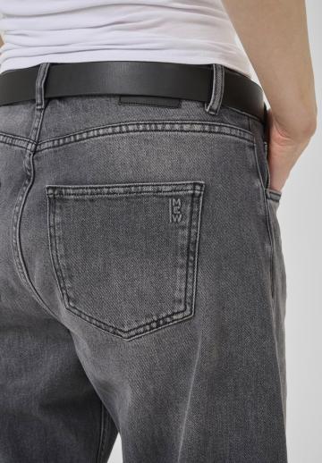 Свободные джинсы