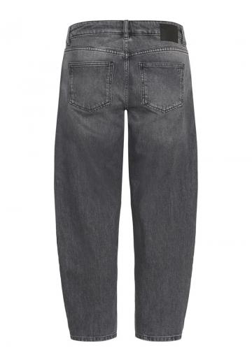 Свободные джинсы