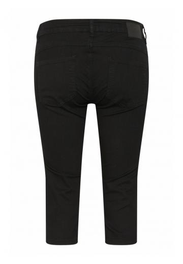 Короткие джинсы