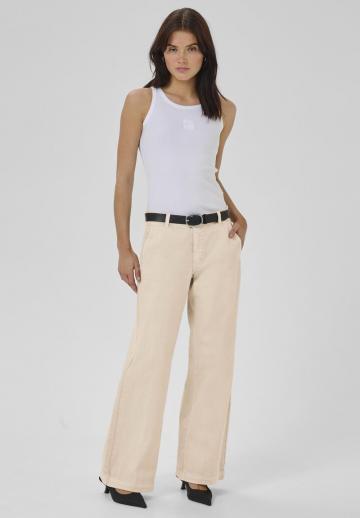 Клешеные джинсы