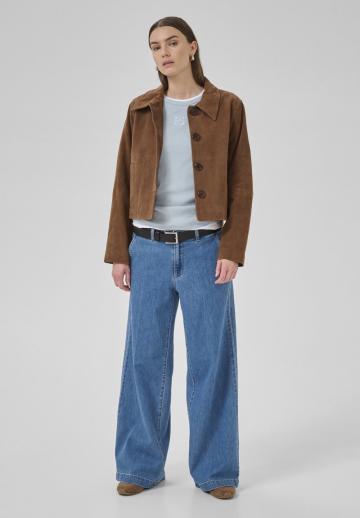 Короткая куртка