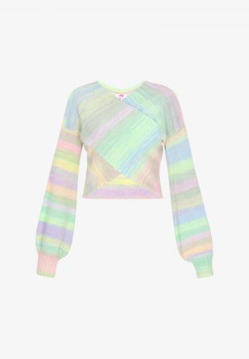 Пуловер в полоску