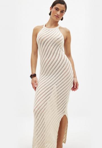 Вязаное платье
