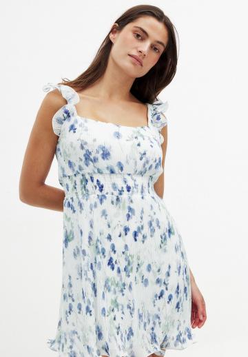 Короткое платье