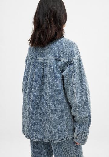 Джинсовая куртка