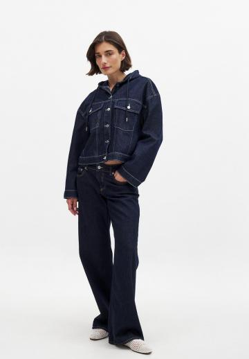 Джинсовая куртка