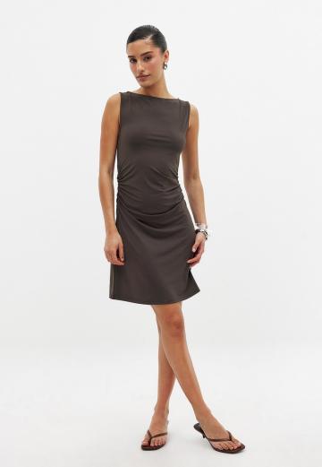 Платье футляр