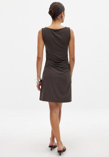 Платье футляр