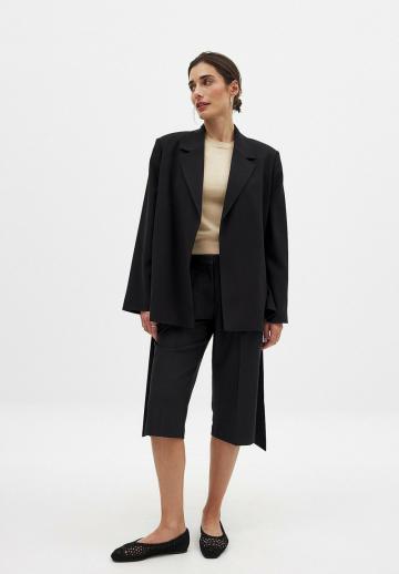 Короткое пальто