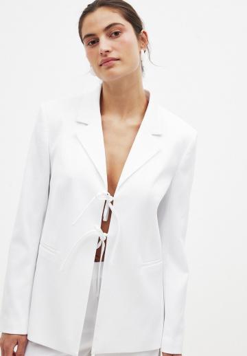 Короткое пальто