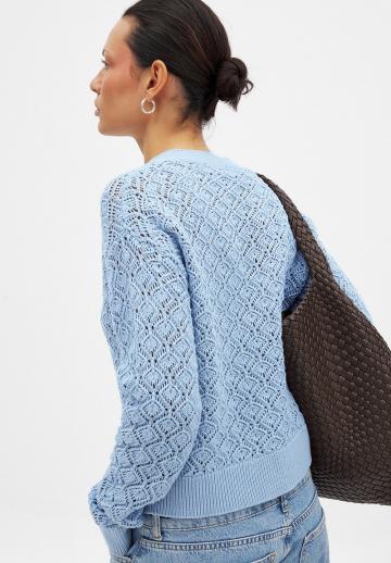 Вязаная кофта