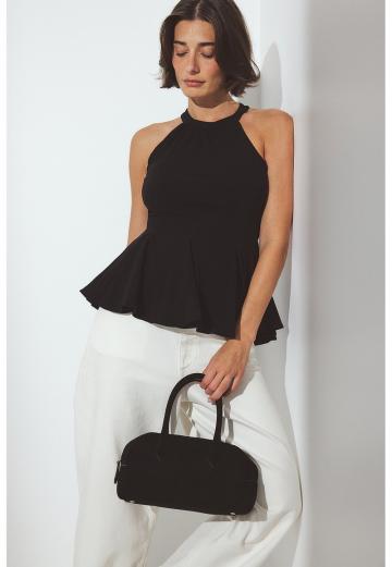 Блузка без рукавов