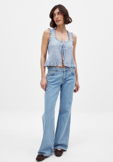 Джинсовая жилетка