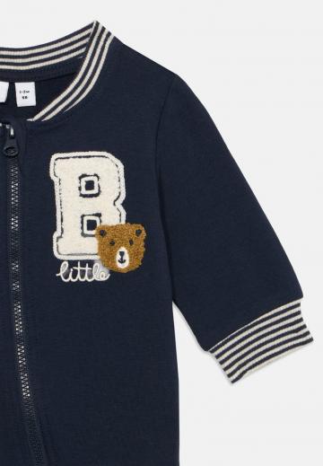 Набор одежды