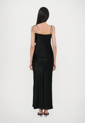 Топ на бретельках