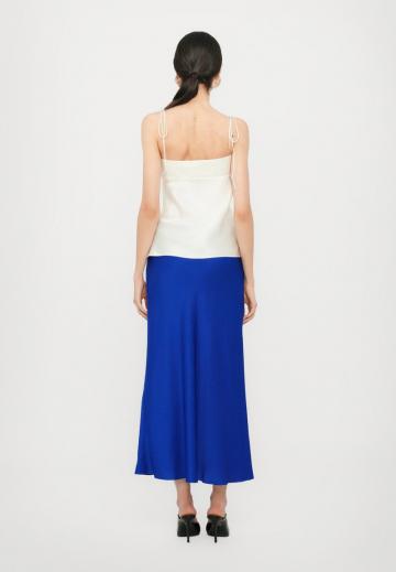 Топ на бретельках