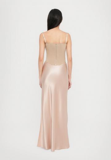 Топ на бретельках