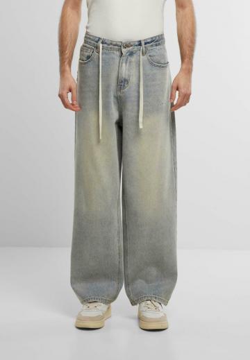 Свободные джинсы