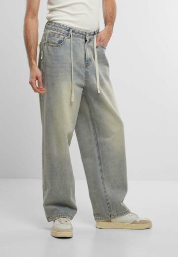 Свободные джинсы