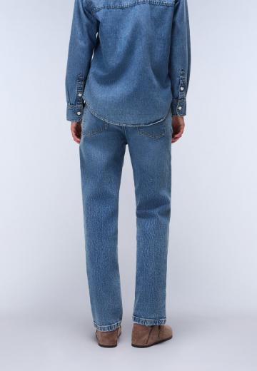 Прямые джинсы