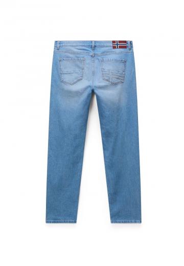 Прямые джинсы