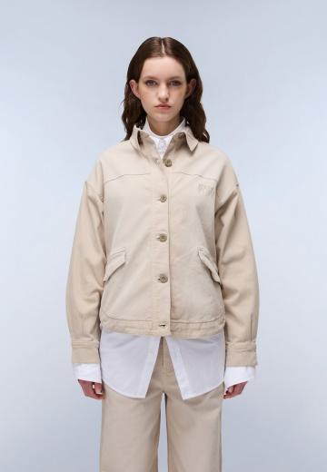 Куртка с накладнымит карманами