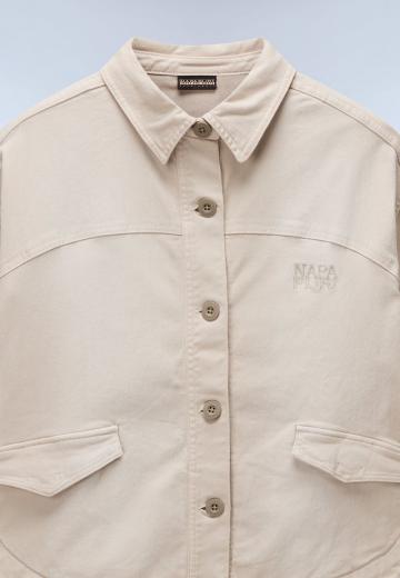 Куртка с накладнымит карманами