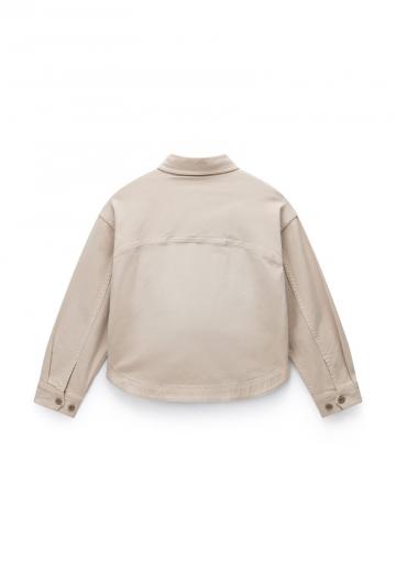 Куртка с накладнымит карманами