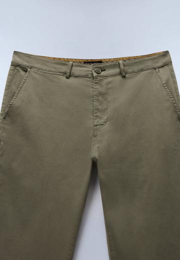 Вельветовые брюки