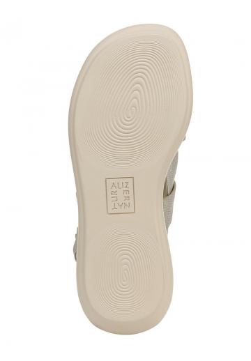 Босоножки на танкетке