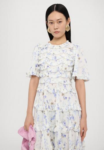 Летнее платье